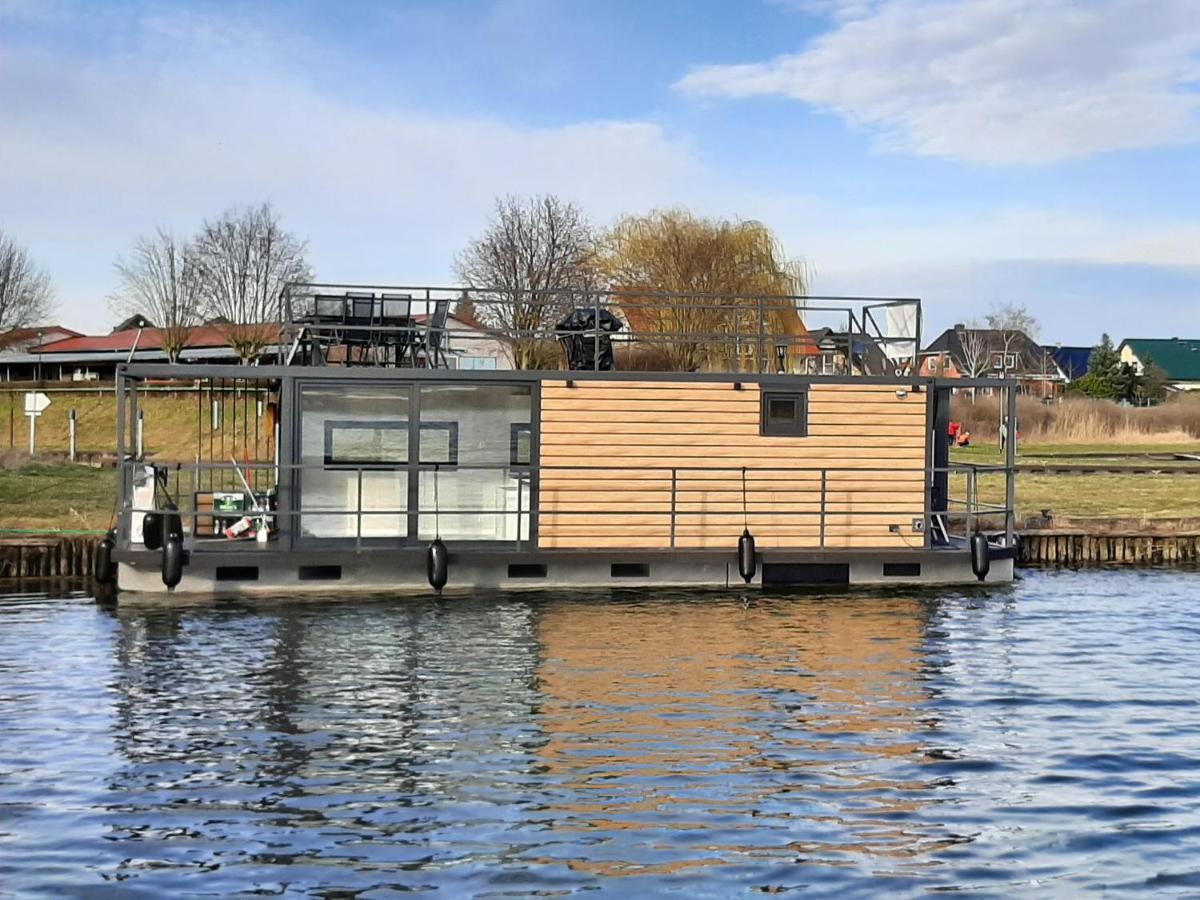 Отель Hausboote Unteres Odertal Hausboot Kranich Шведт  Экстерьер фото